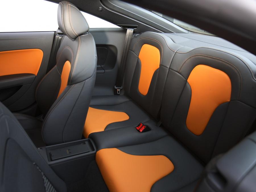 Интерьер Audi TTS Coupe (8J) 2008 года  (AU) (фото 7 из 16)